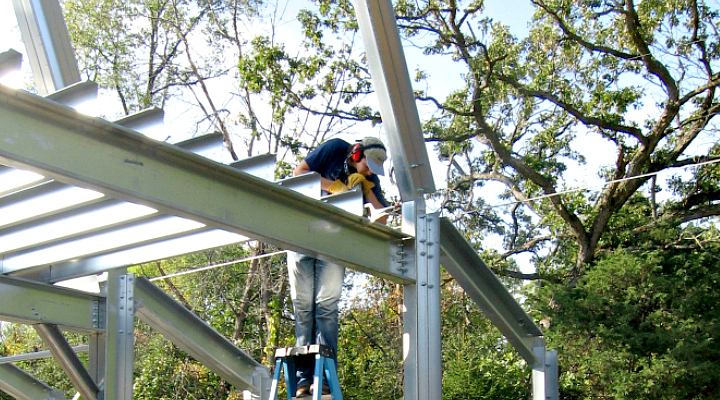 Securing the Trusses 2 | Raising the Steel |Aquaganix Depot